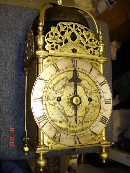 LANTERN CLOCK