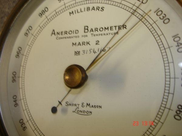 WWII BAROMETER MILLIBARS.