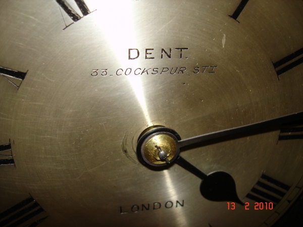 Dent Table Clock