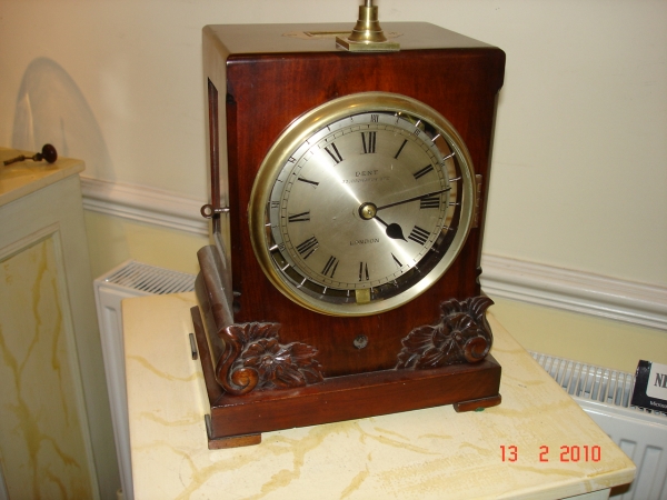 Dent Table Clock
