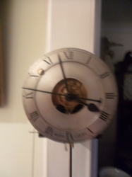 Rare Wall Gravity Clock