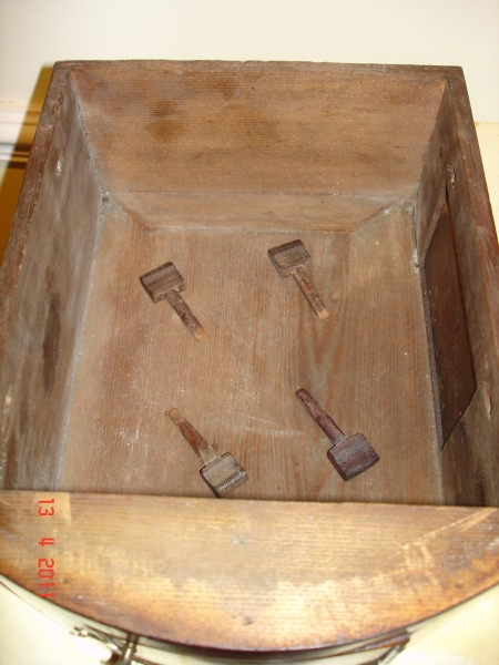 Fine 12ins dial clock