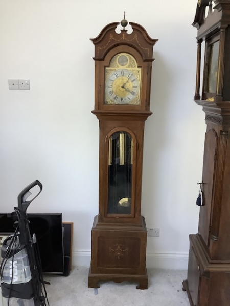 Musical grandmother clock