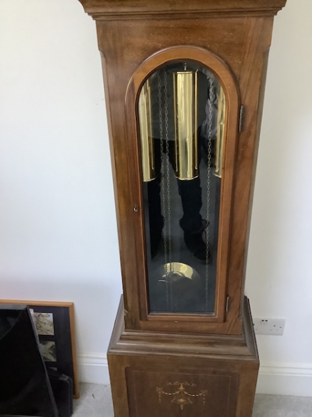 Musical grandmother clock