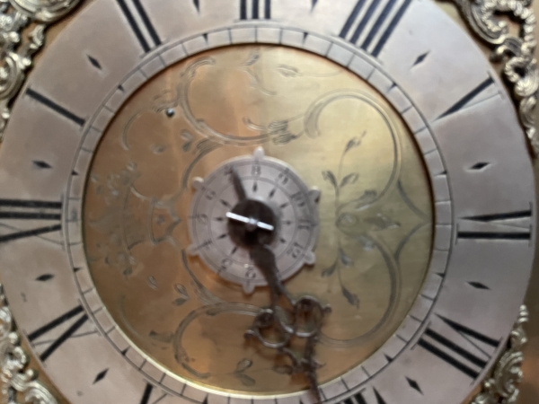 Hook spike early clock