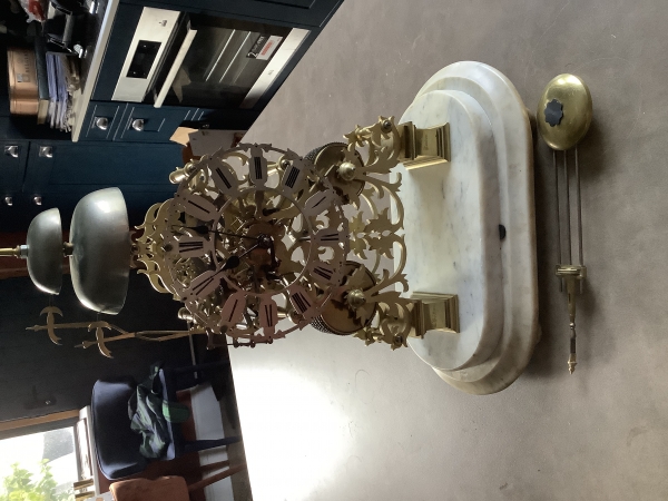 Fine skeleton striking